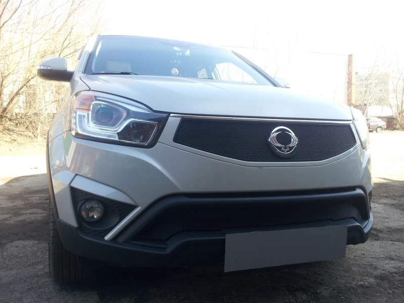 Защитная сетка радиатора верх для SsangYong Actyon II Рестайлинг Черный Стрелка 11 SYAC13.top.black