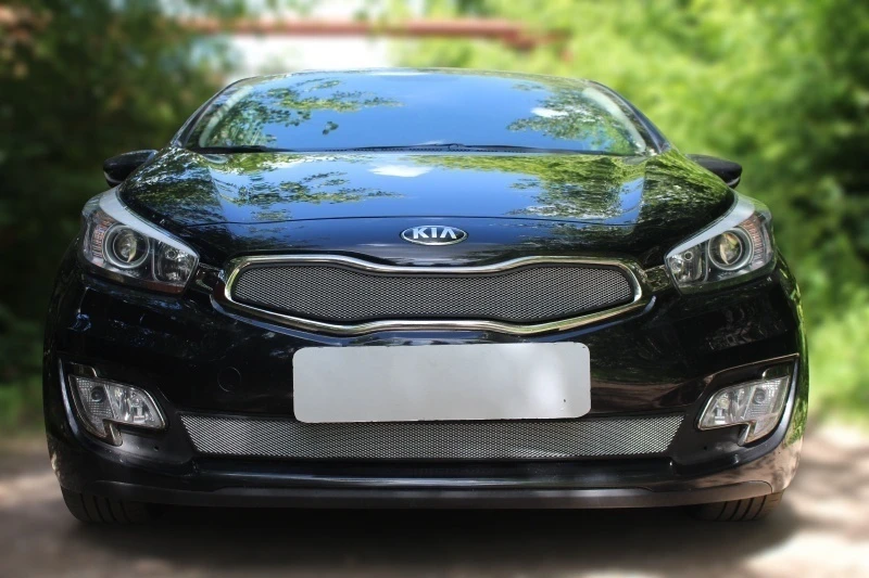 Комплект сеток chrome верх и низ для Kia Proceed II Хром Стрелка 11 KPROC12.top.chrome-KPROC12.bot.chrome