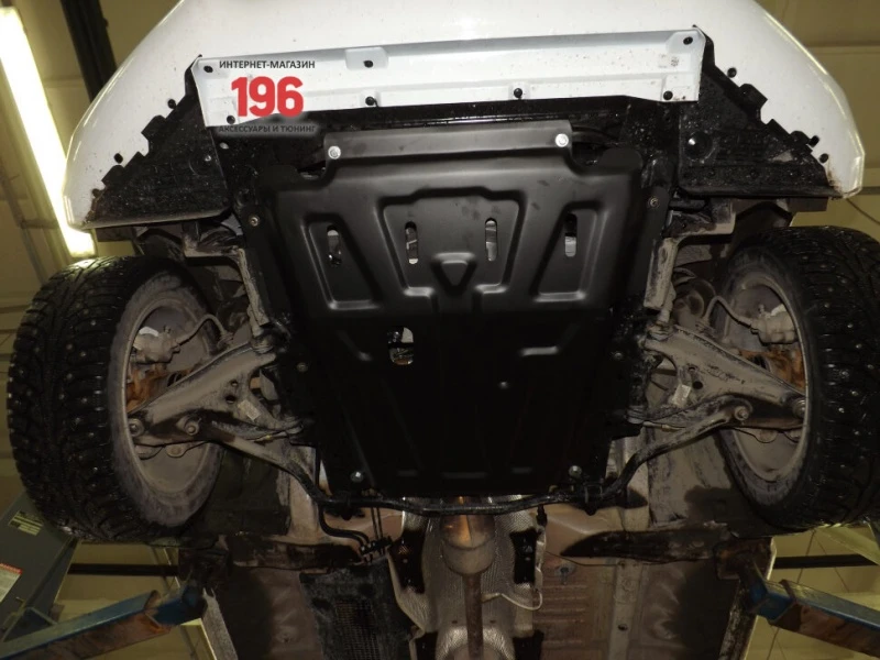 Защита картера и МКПП для LADA (ВАЗ) XRAY I Черный Alfeco ALF2815ST