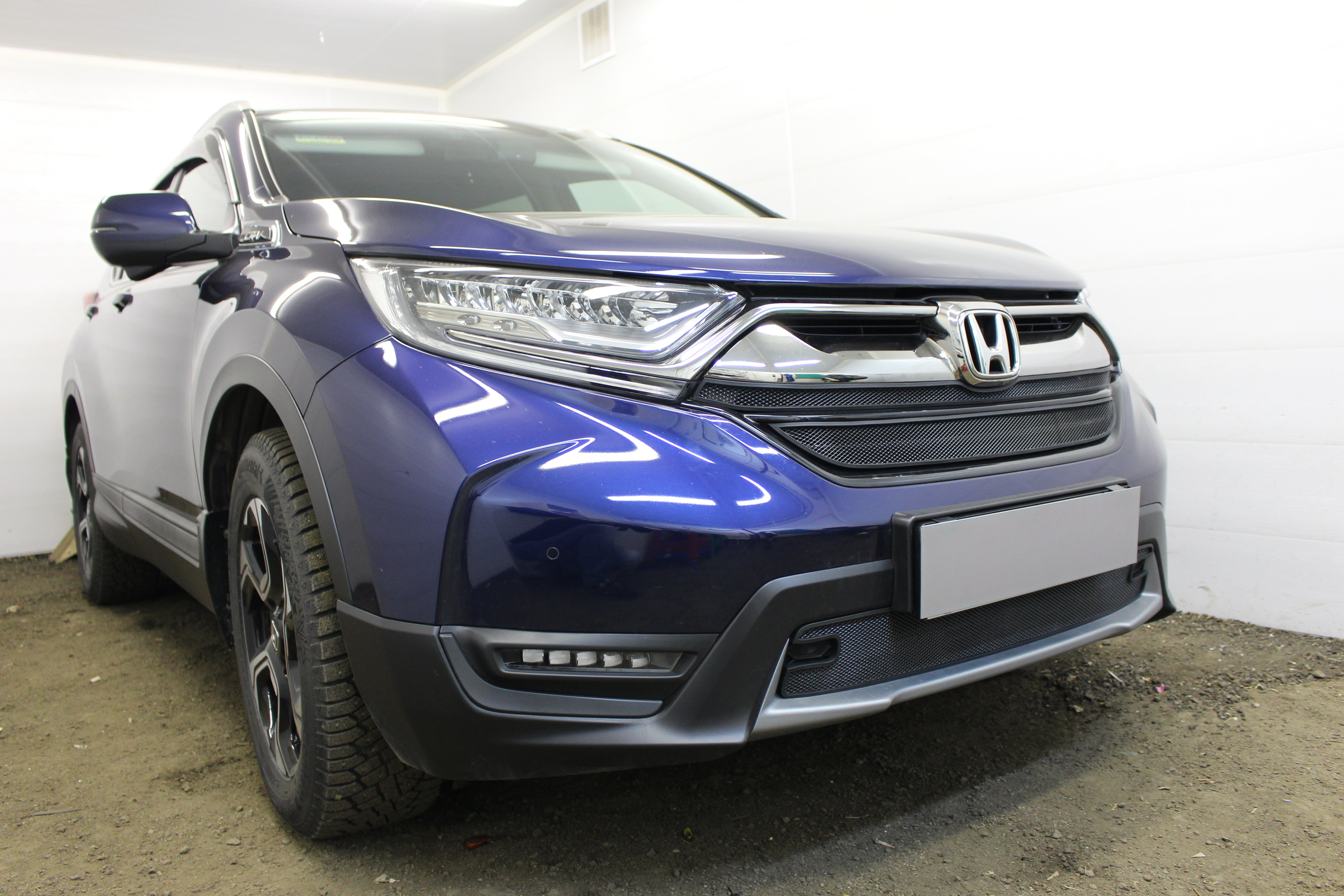 Защитная сетка радиатора низ для Honda CR-V V