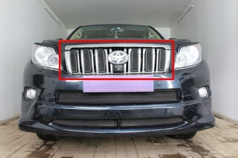 Защитная сетка радиатора верх 6 частей для Toyota Land Cruiser Prado 150 Series Черный Стрелка 11 TLC150.top.black