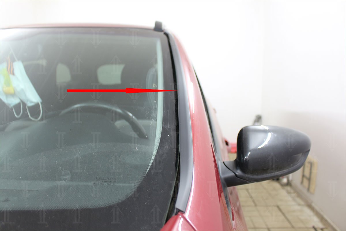 Дефлектор (водосток) лобового стекла для Kia Ceed II