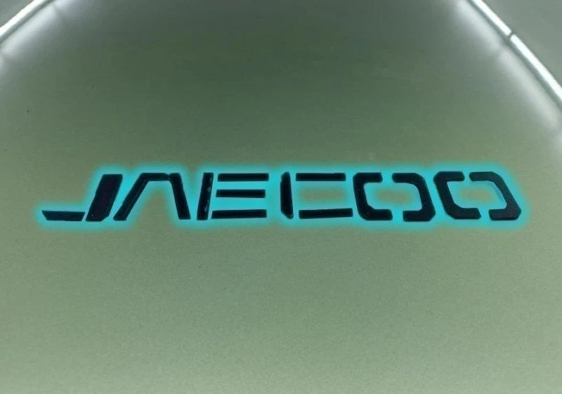 Наклейки на логотип для Jaecoo J8 Черный Стрелка 11 0017.dec