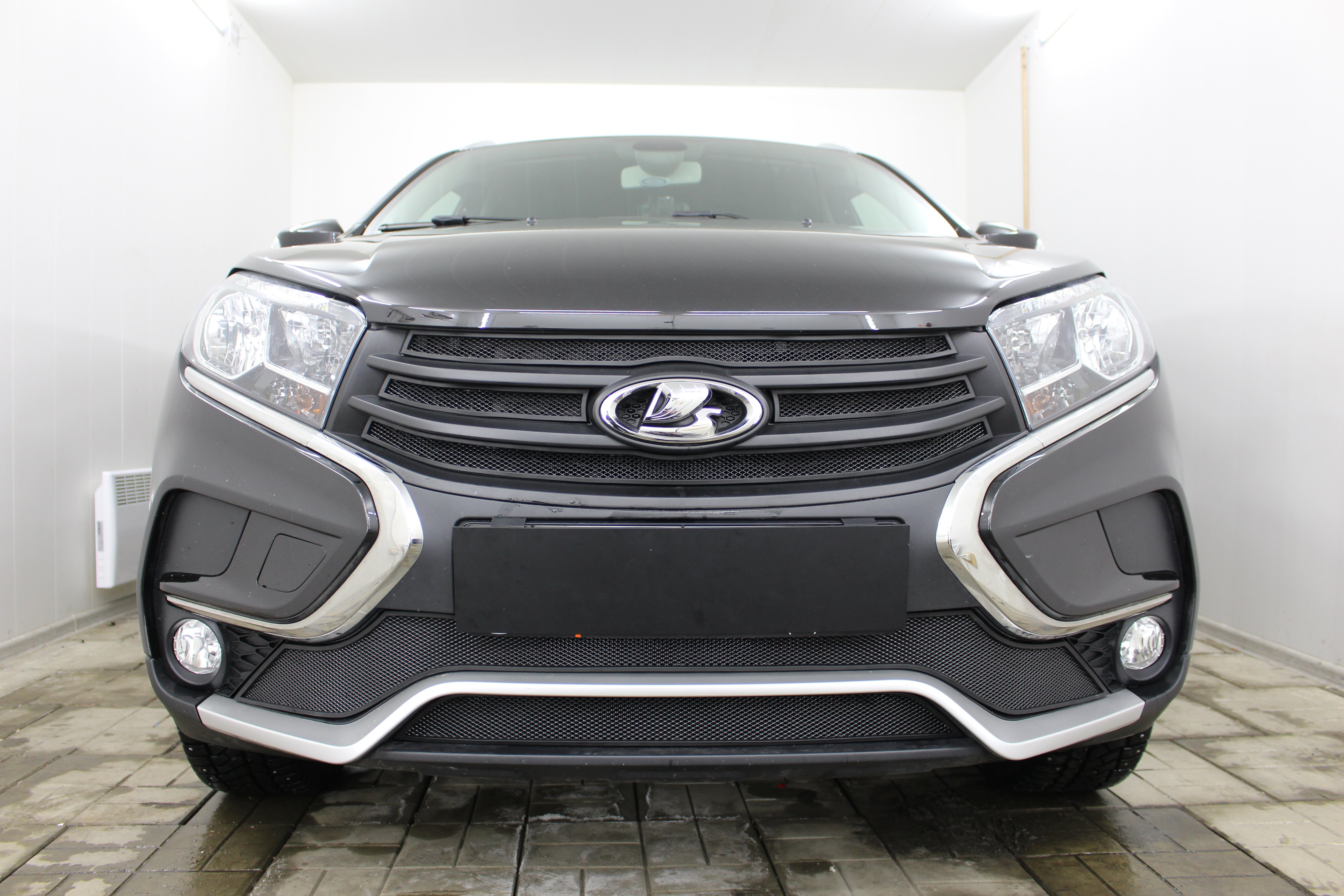 Защитная сетка радиатора низ 2 части для LADA (ВАЗ) XRAY I