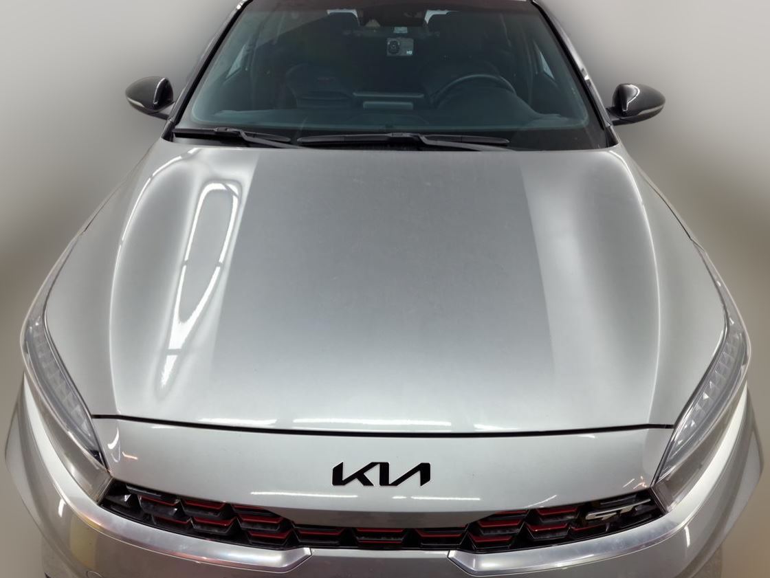 Наклейка на логотип передний для Kia K3 I Рестайлинг