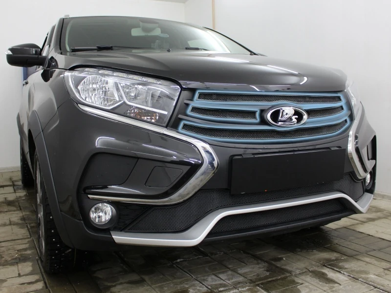 Защитная сетка радиатора верх 4 части для LADA (ВАЗ) XRAY I Черный Стрелка 11 LADXR.top.black