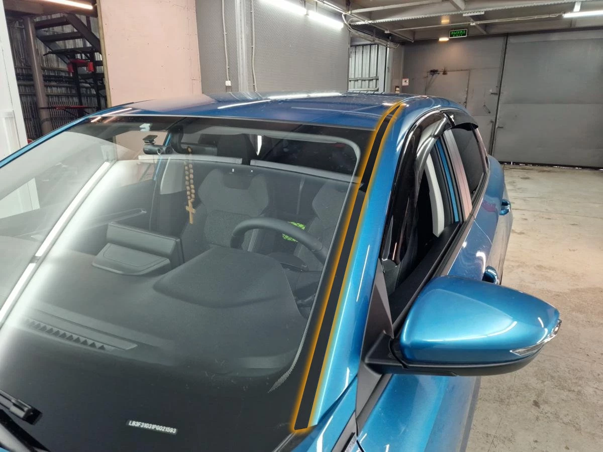 Водосток лобового стекла Премиум для Geely Emgrand II