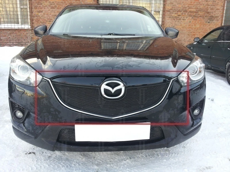Защитная сетка радиатора верх для Mazda CX-5 I Черный Стрелка 11 MAZX5.top.black