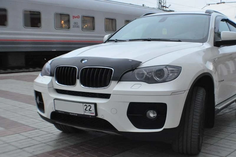 Дефлектор капота темный для BMW X5 II (E70) Рестайлинг Черный SIM NLD.SBMWX50712S