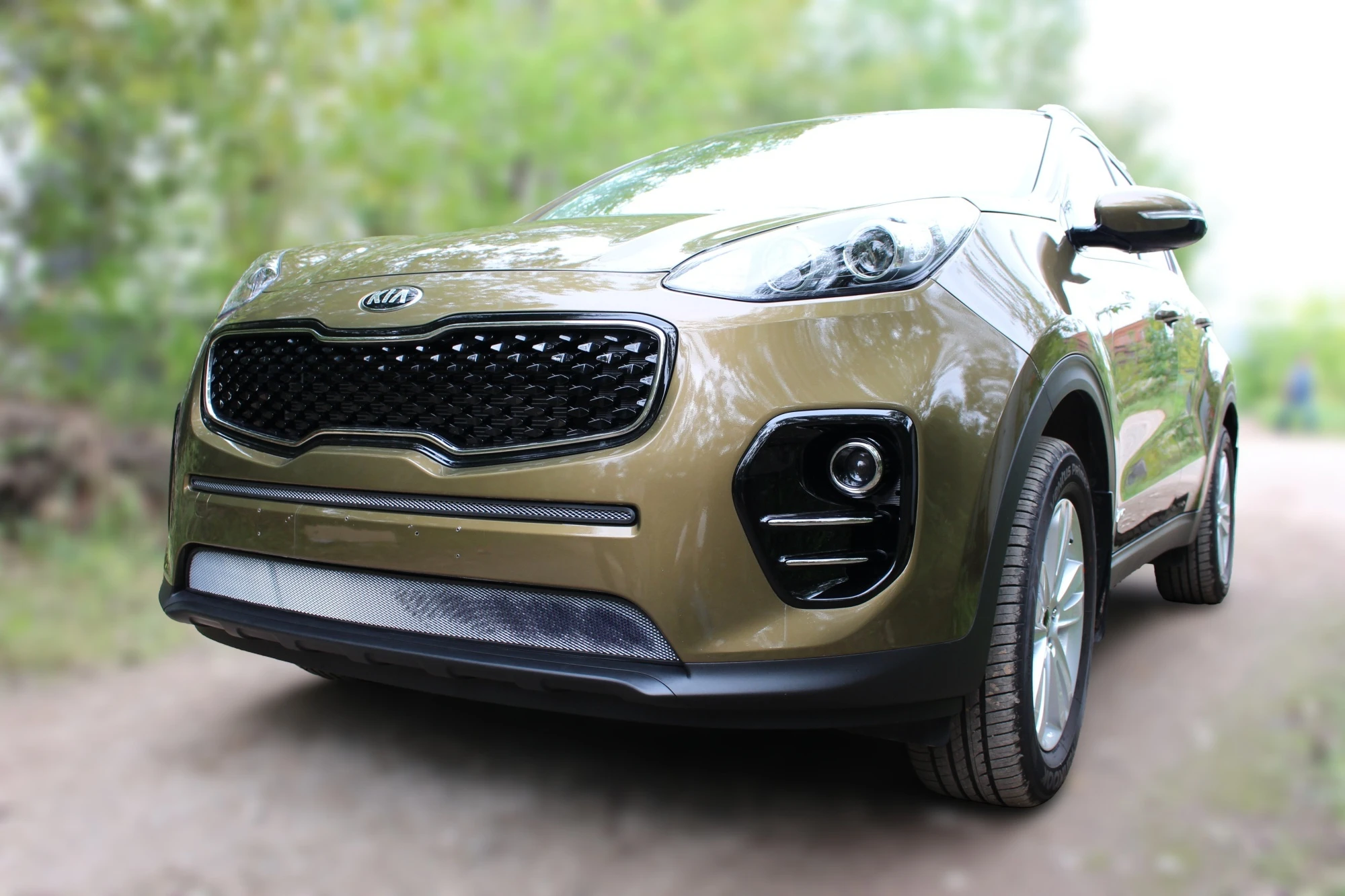 Комплект сеток chrome низ и центр для Kia Sportage IV