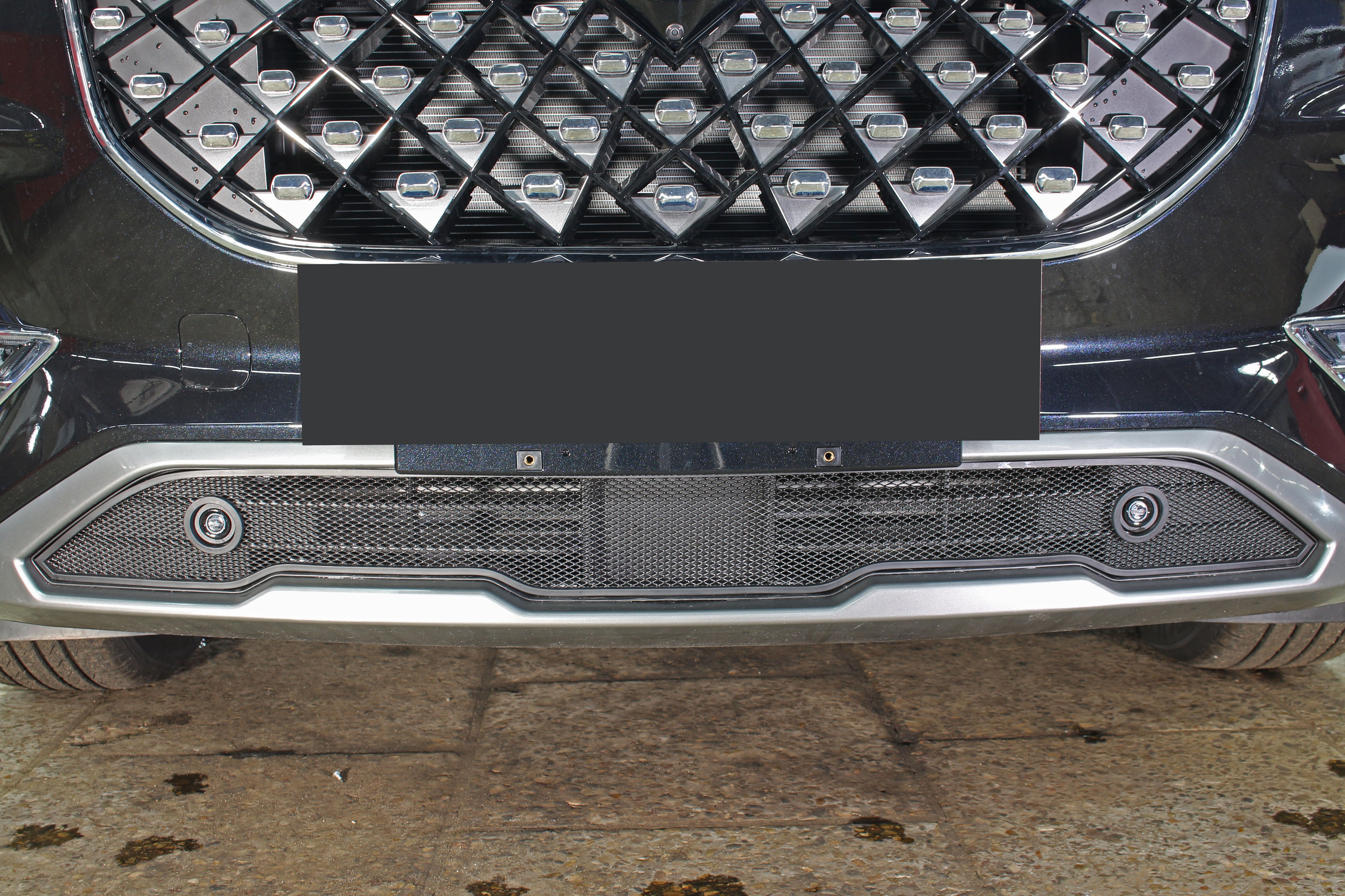 Защитная сетка радиатора низ с парктроником для Chery Tiggo 8 Pro