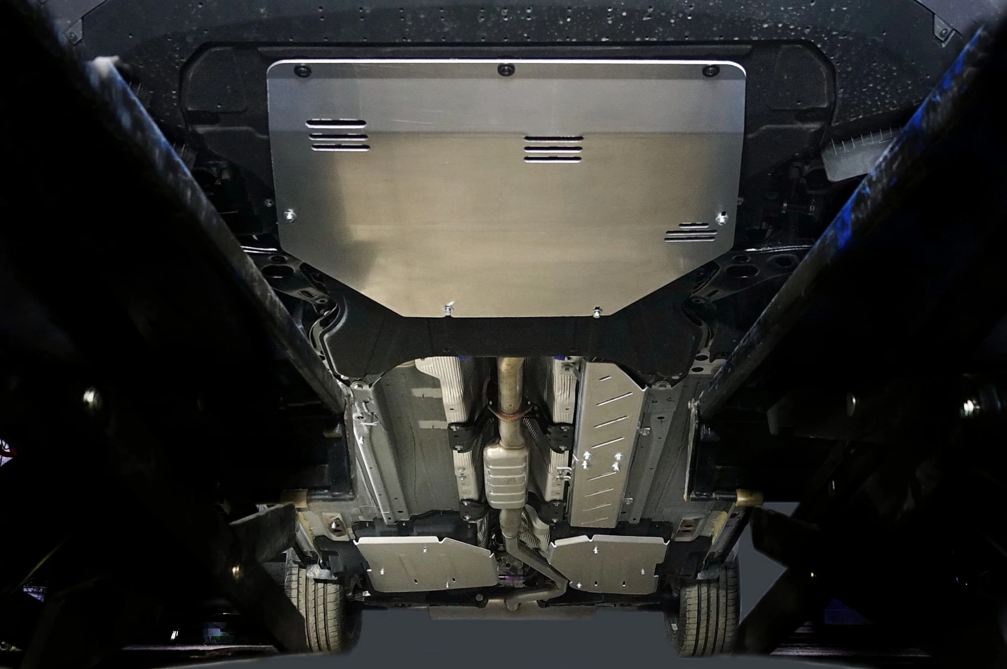 Комплект защит (картер и акпп, топливопровода, бака) для Geely Atlas II