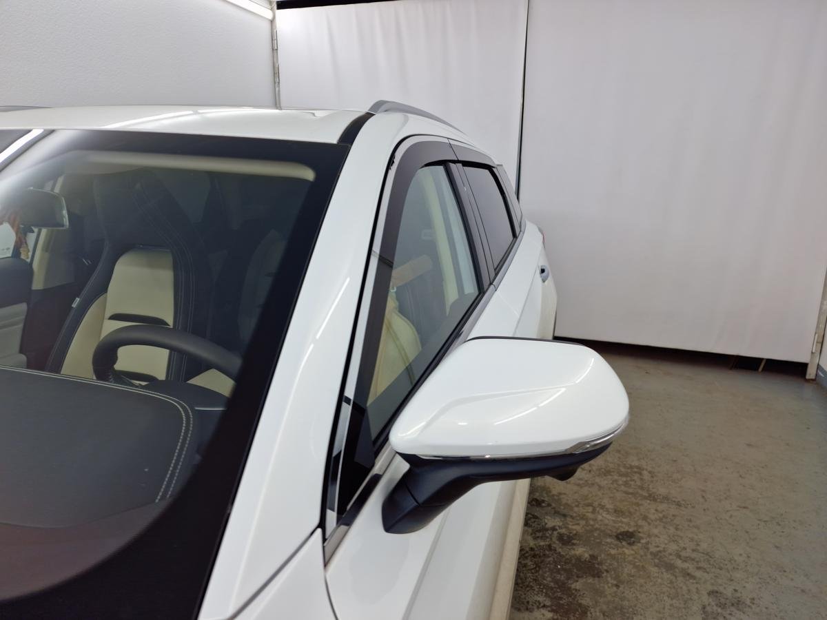 Дефлекторы окон с хром накладками 2D 4 шт для FAW Bestune T77