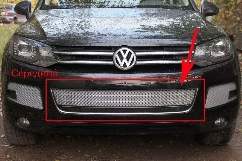 Защитная сетка радиатора центр для Volkswagen Touareg II Хром Стрелка 11 VWTOUAR10.mid.chrome