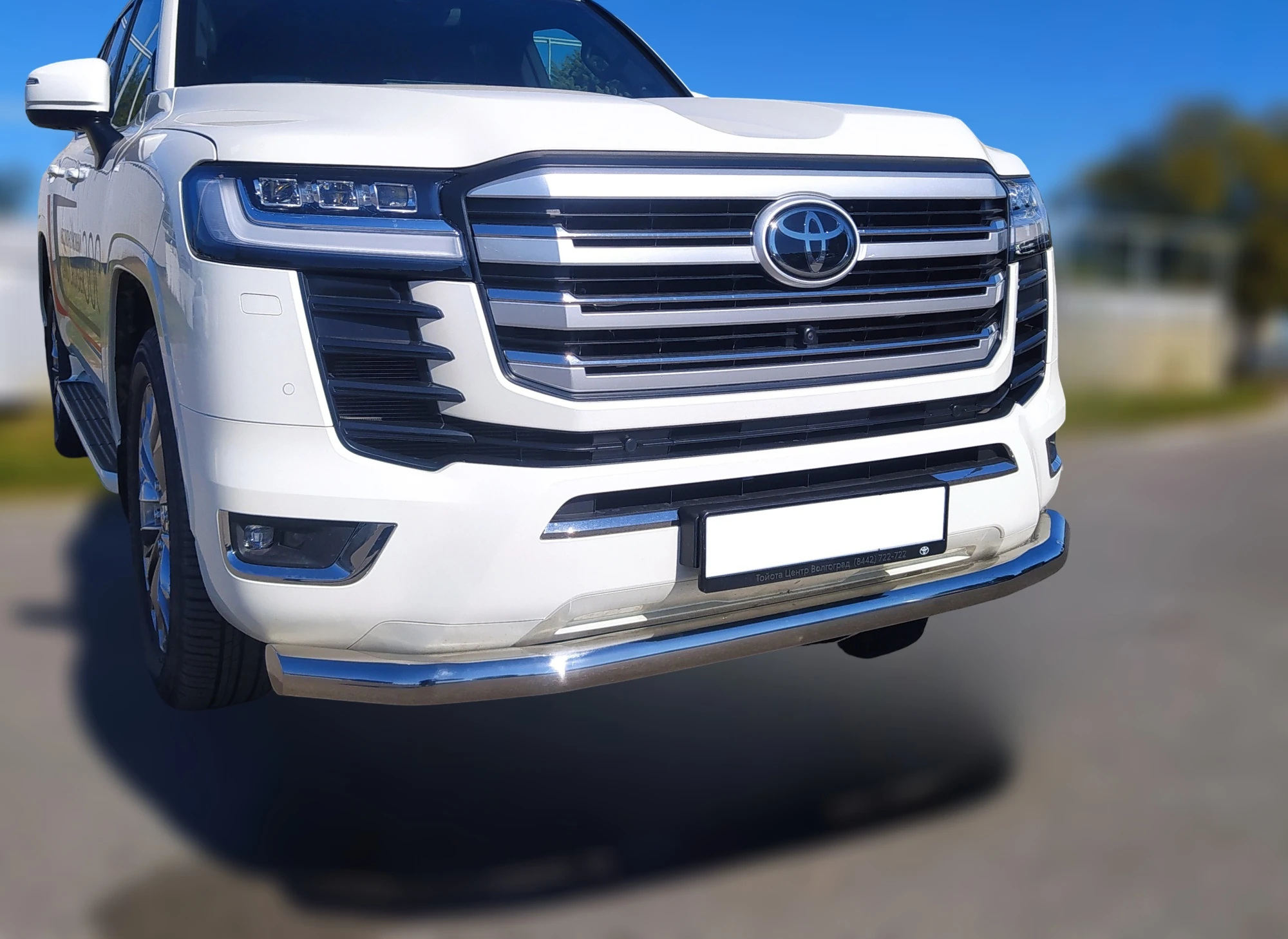 Защита переднего бампера d76 мм для Toyota Land Cruiser 300 Series  Юко TLCU300.21.01