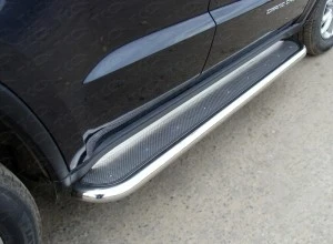 Пороги с площадкой (нерж. лист) 60,3 мм для Jeep Grand Cherokee IV (WK2) Рестайлинг Серый ТСС GRCHER13-09