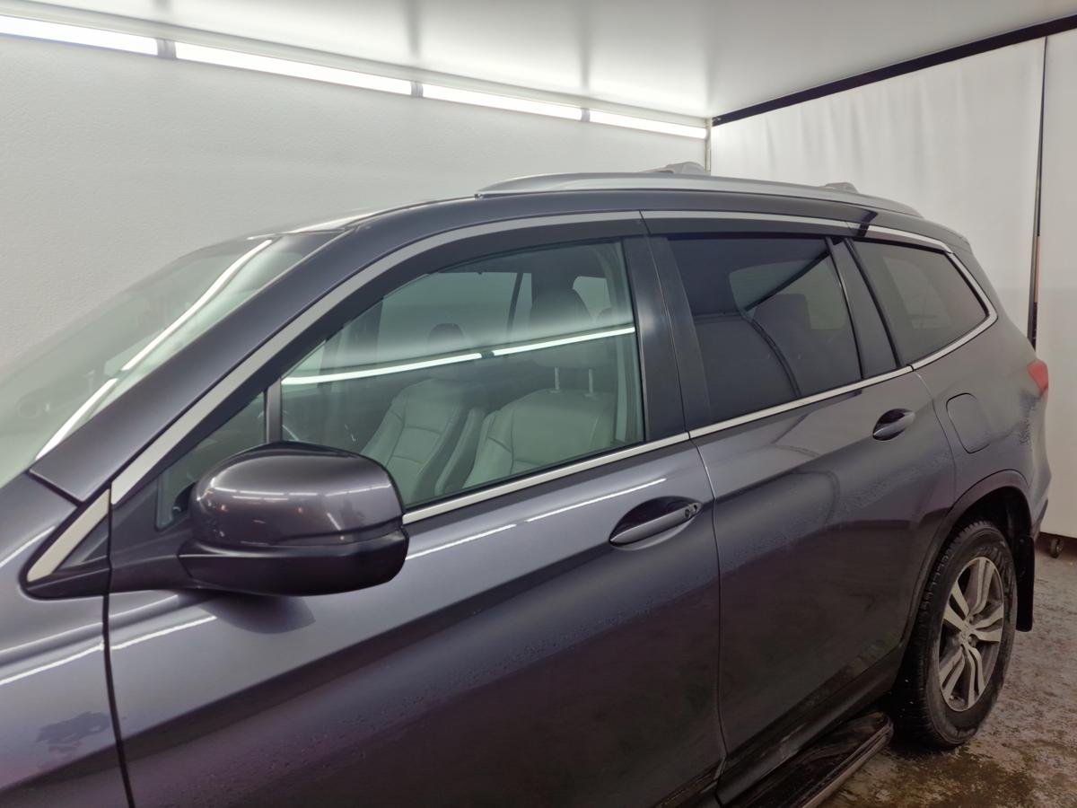 Дефлекторы окон с хром накладками 2D 6 шт для Honda Pilot III