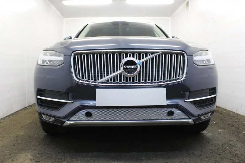 Защитная сетка радиатора, с парктроником для Volvo XC90 II Хром Стрелка 11 VXC90.14.park.chrome