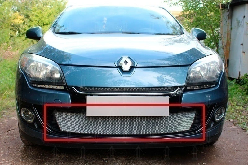 Защитная сетка радиатора низ для Renault Megane III Рестайлинг Хром Стрелка 11 RMEG12.bot.chrome