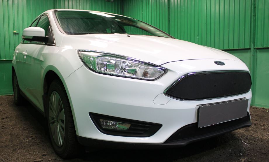 Зимняя заглушка радиатора к съемной сетке верх для Ford Focus III Рестайлинг