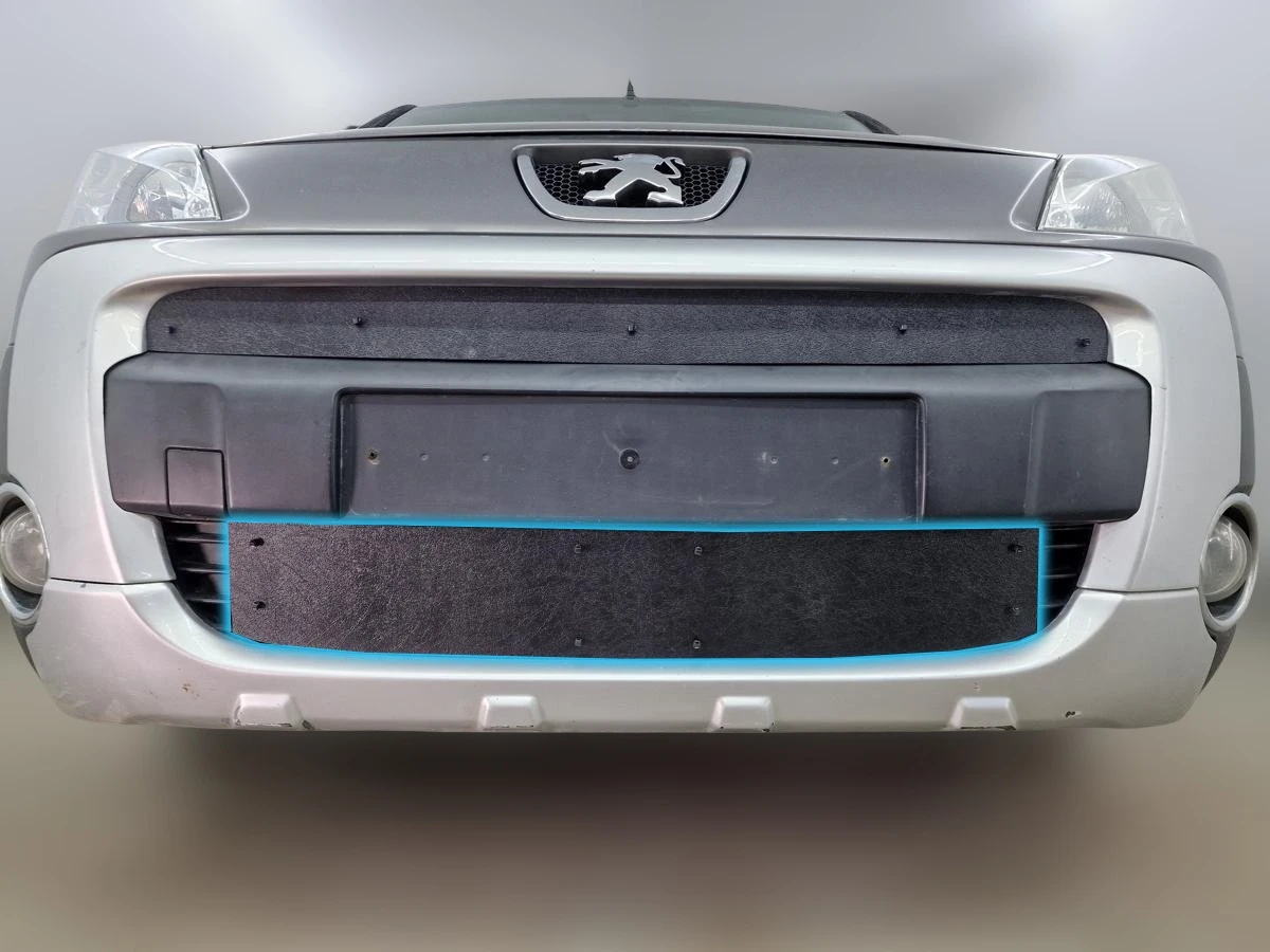 Зимняя заглушка радиатора на стяжке низ для Peugeot Partner II Черный Стрелка 11 ZZ.PEUPAR08.bot
