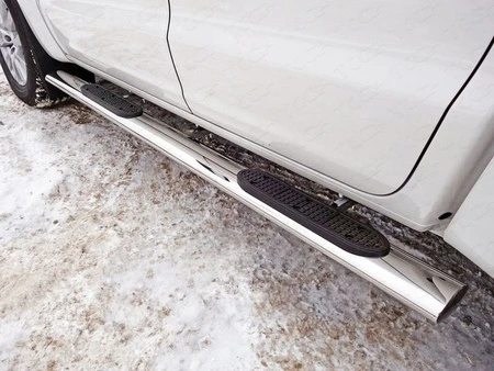 Пороги овальные с накладкой 120х60 мм для Volkswagen Amarok I Рестайлинг  ТСС VWAMAR17-25