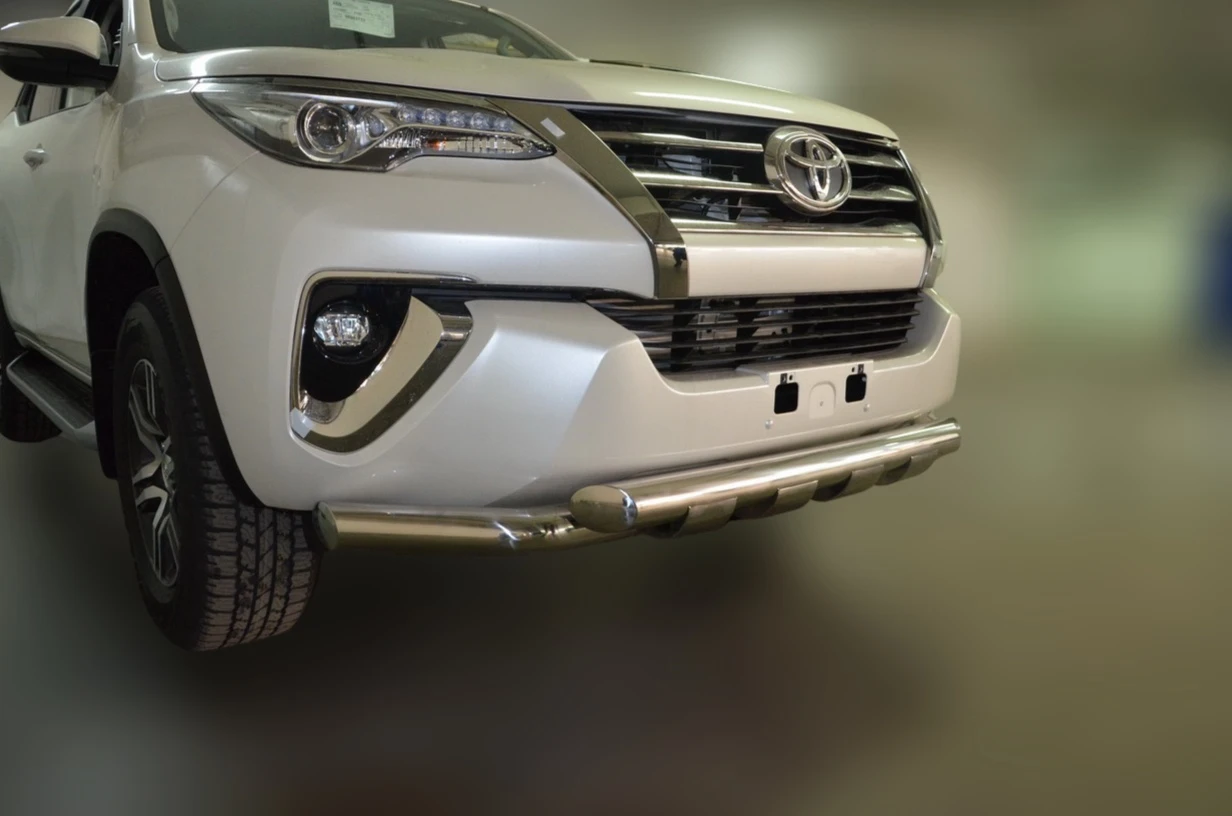 Защита переднего бампера G d76 мм для Toyota Fortuner II  Юко TF.17.05