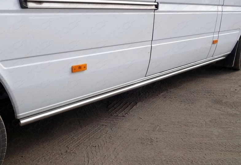 Пороги труба 42,4 мм для Mercedes-Benz Sprinter Classic I (W909) Рестайлинг