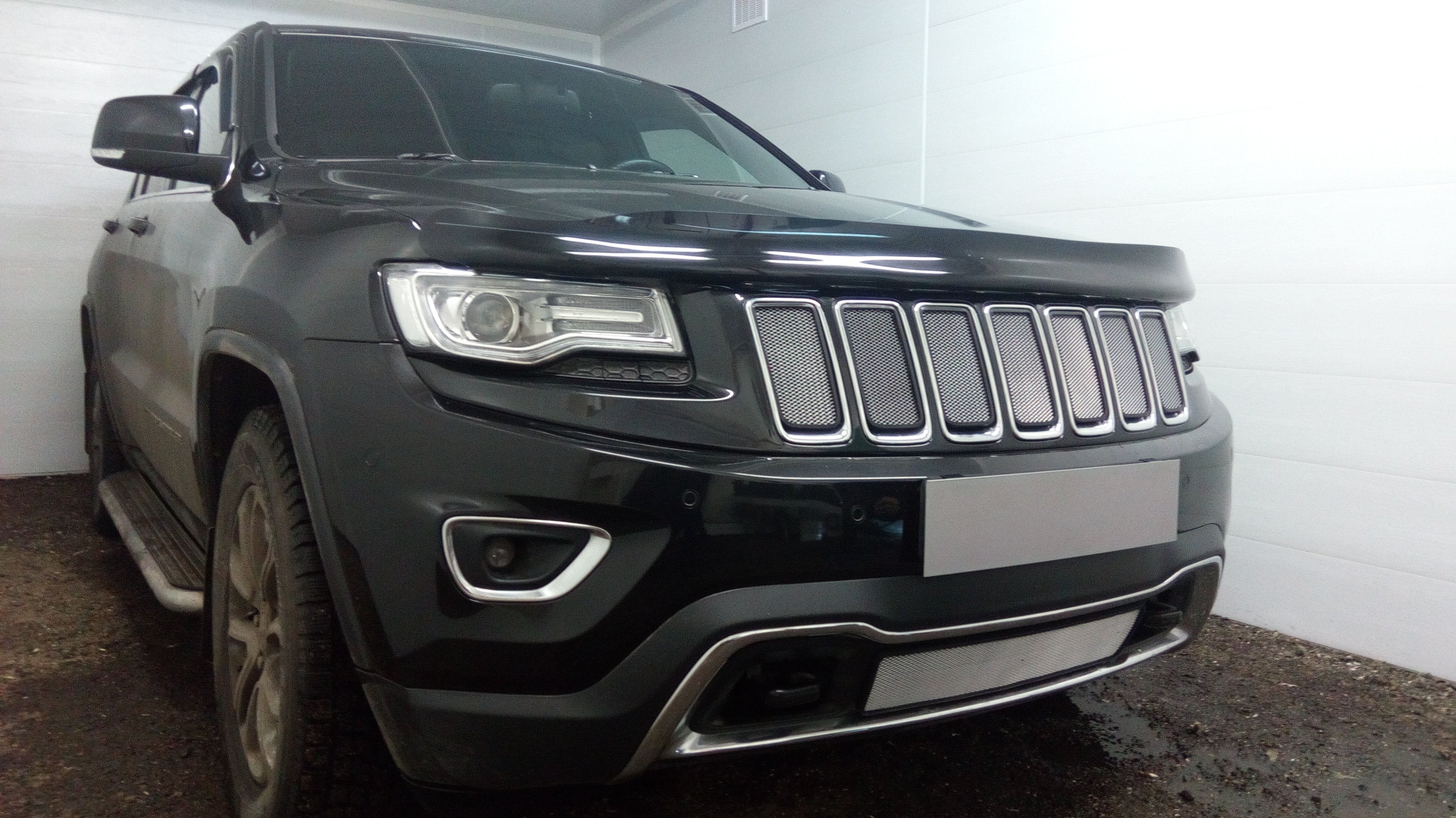Защитная сетка радиатора низ для Jeep Grand Cherokee IV (WK2) Рестайлинг