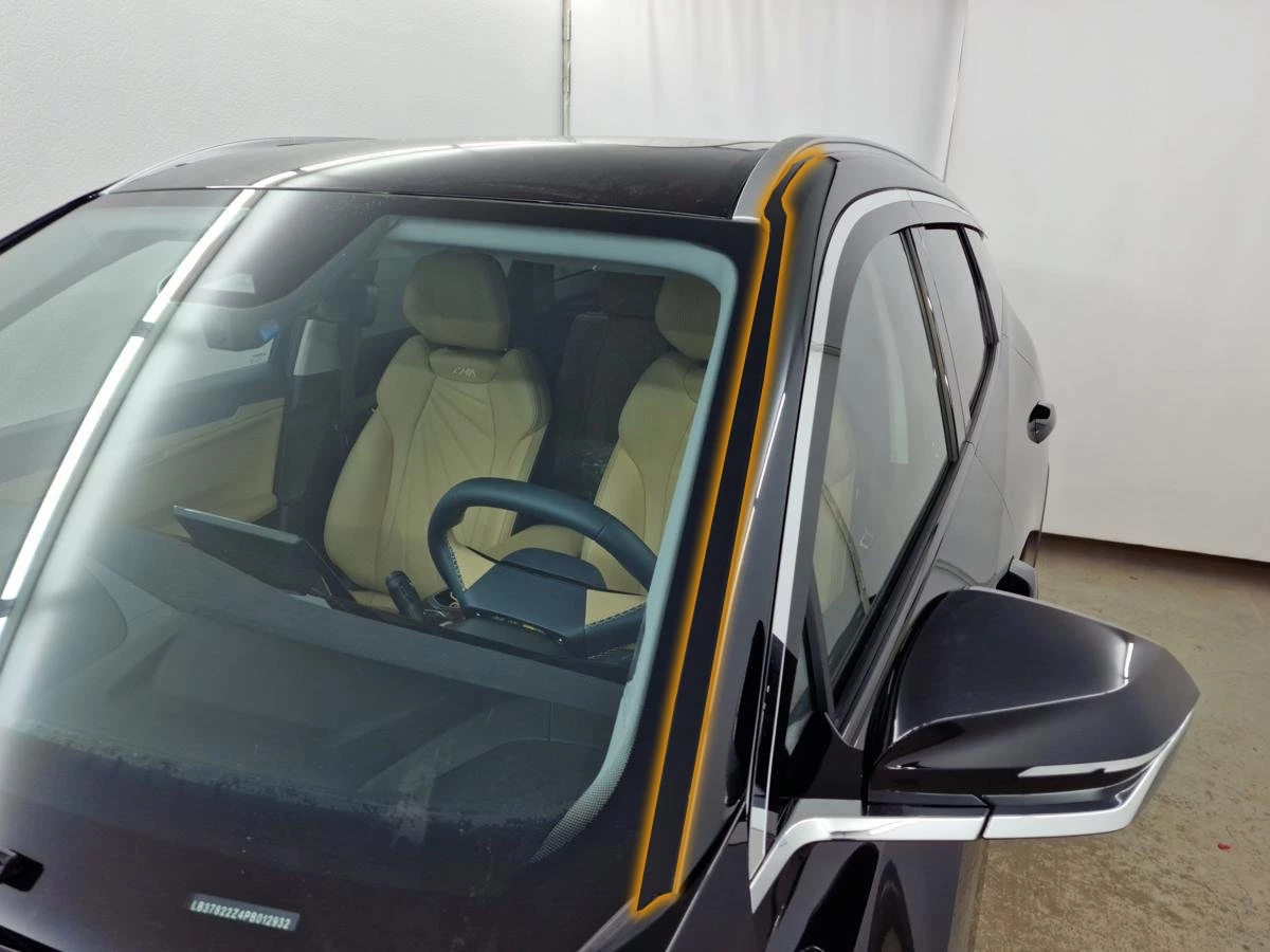 Водосток лобового стекла Премиум для Geely Atlas II Черный Стрелка 11 VP.068