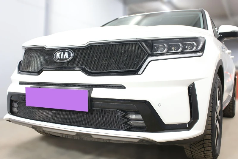 Комплект сеток black верх, низ с ПТФ, центр для Kia Sorento IV Черный Стрелка 11 KS20.top.black-KS20.PTF.black-KS20.mid.black
