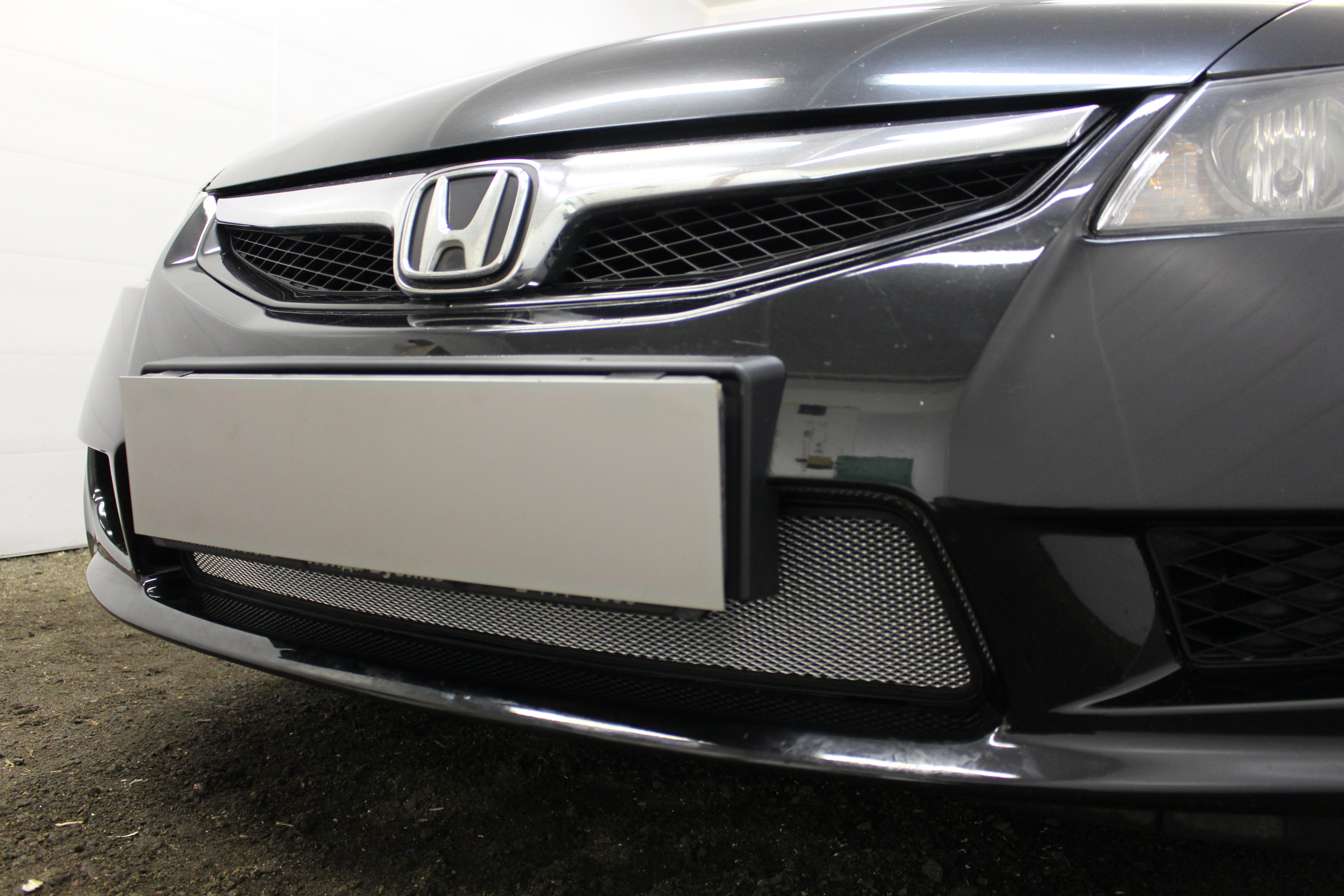 Защитная сетка радиатора для Honda Civic VIII Рестайлинг