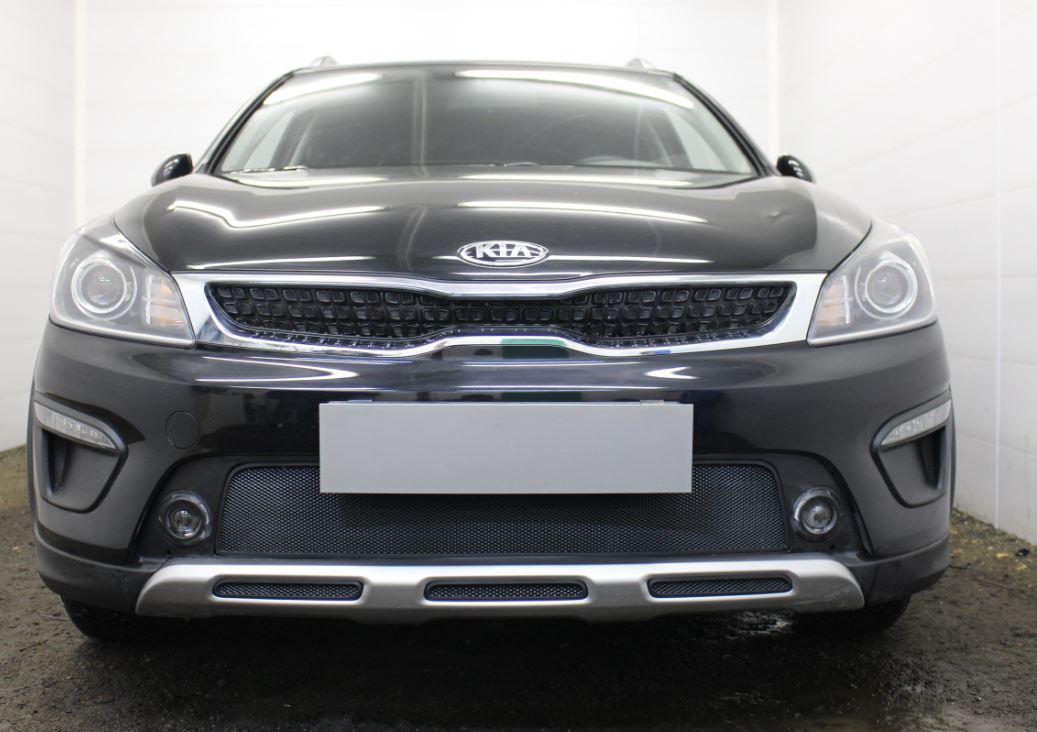 Защитная сетка радиатора центр для Kia Rio X (X-Line) I
