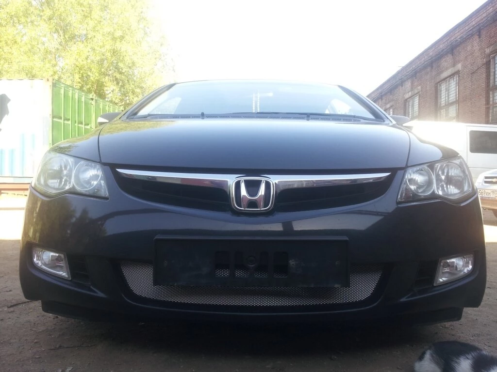 Защитная сетка радиатора для Honda Civic VIII