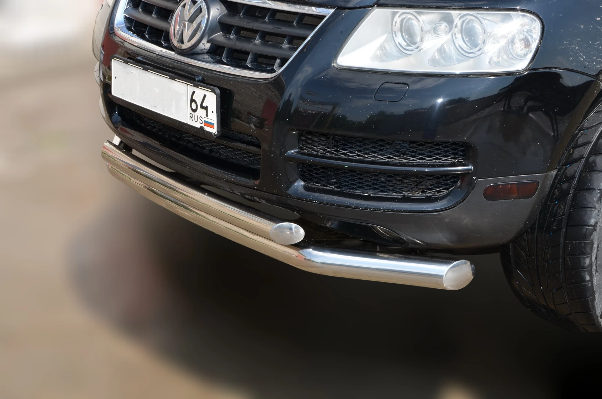 Защита переднего бампера двойная d76/60 мм для Volkswagen Touareg I  Юко VWTR.04.03-1