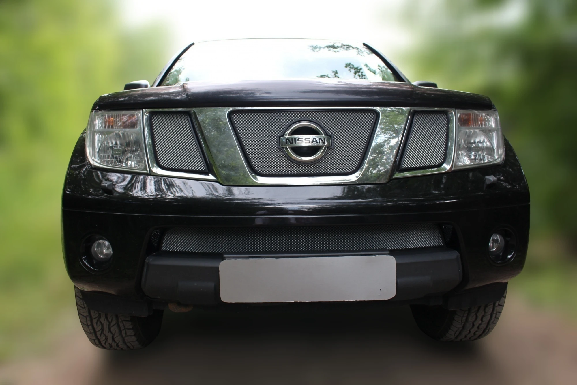 Комплект сеток chrome верх и низ для Nissan Pathfinder III