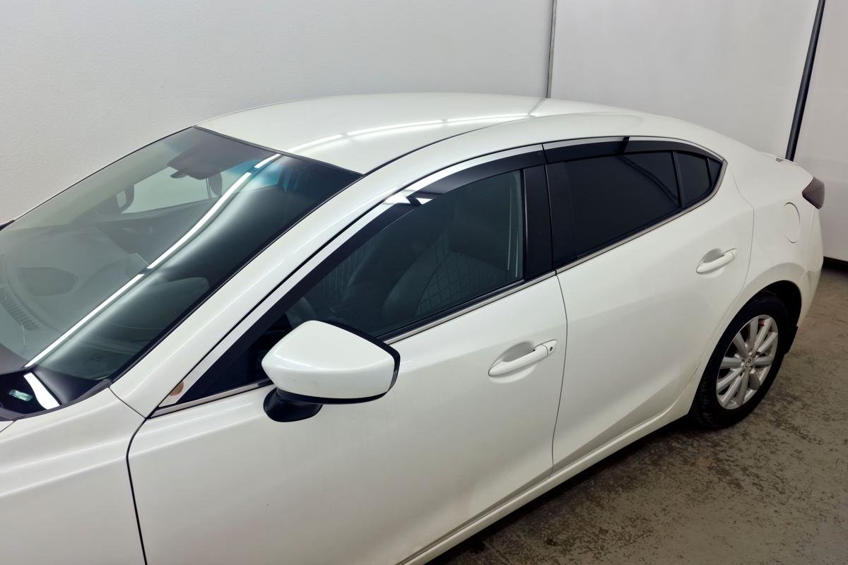 Дефлекторы окон 2D с хром накладками 4 шт. для Mazda 3 III (BM) Рестайлинг