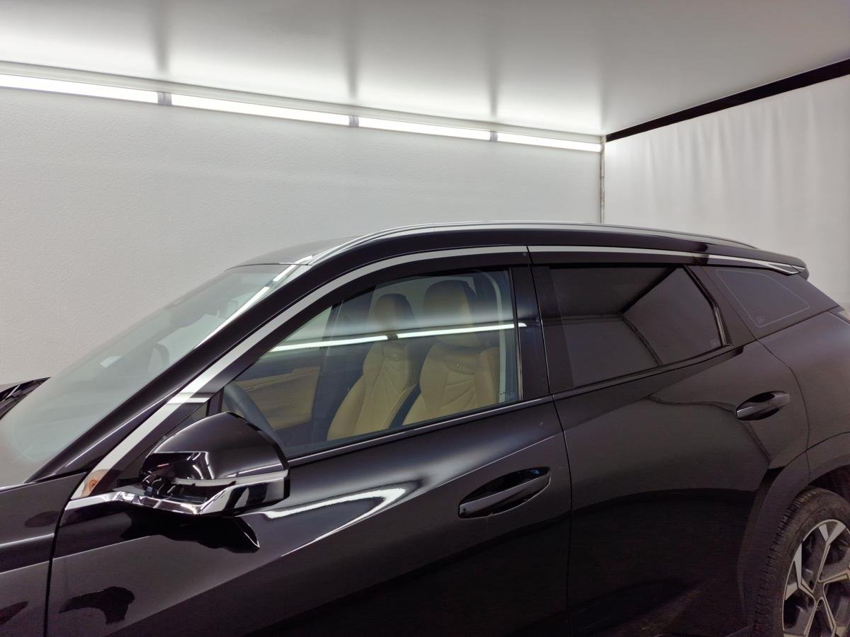 Дефлекторы окон с хром накладками 2D 8 шт для Geely Atlas II