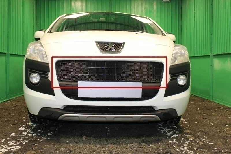 Защитная сетка радиатора верх для Peugeot 3008 I Черный Стрелка 11 PEU3008.top.black