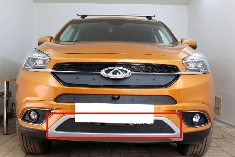 Зимняя заглушка радиатора на стяжке низ для Chery Tiggo 7 I Черный Стрелка 11 ZZ.CHTIG7.bot