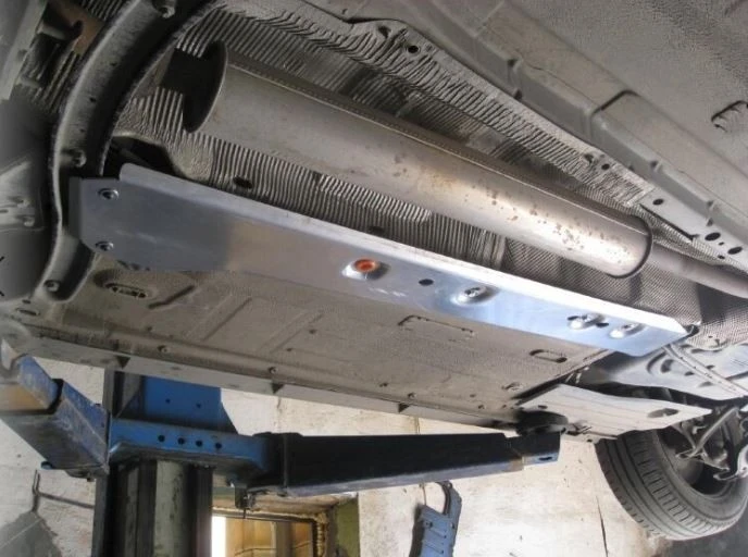 Защита топливопровода для Ford Focus III Рестайлинг  Alfeco ALF0727AL