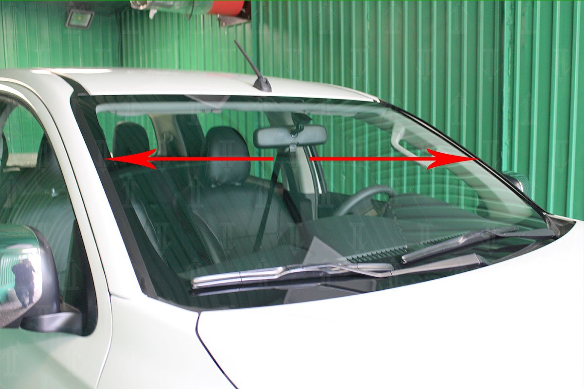 Дефлектор (водосток) лобового стекла для Mitsubishi L200 V