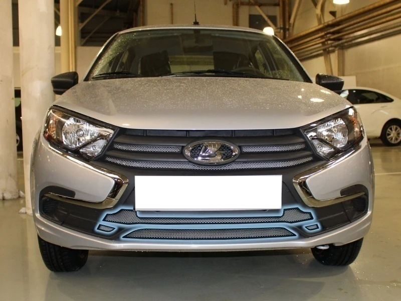 Защитная сетка радиатора низ 4 части для LADA (ВАЗ) Granta I Рестайлинг Хром Стрелка 11 LGR18.bot.chrome