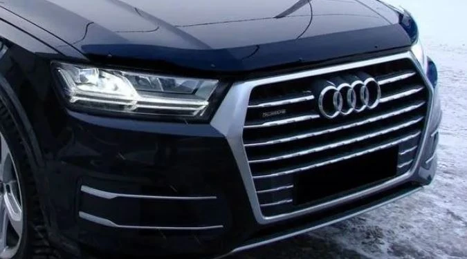 Дефлектор капота темный для Audi Q7 II (4M) Рестайлинг  SIM NLD.SAUDQ71512