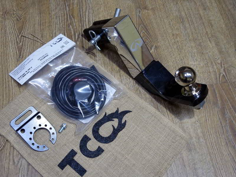 Фаркоп с типом шара Е для Infiniti QX80 I Рестайлинг 3