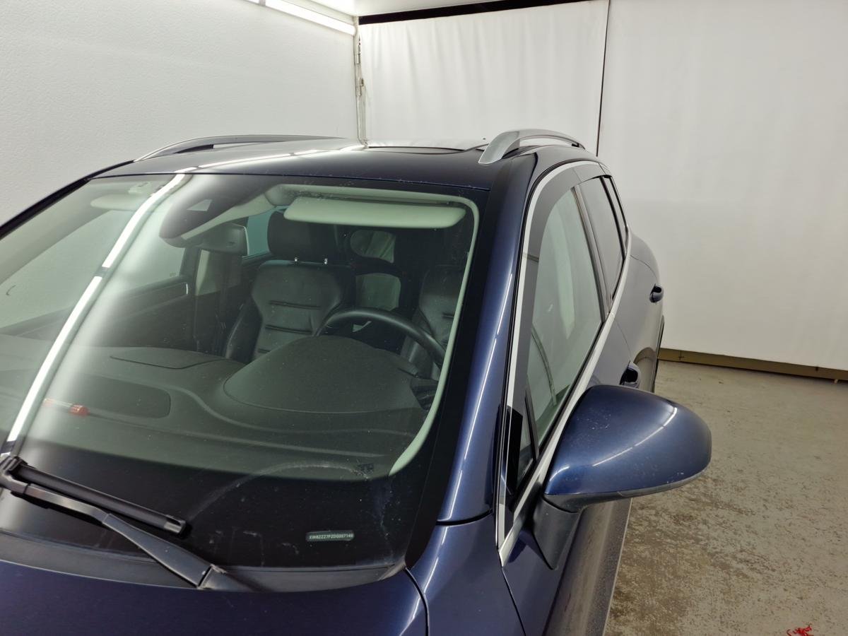 Водосток лобового стекла Премиум для Volkswagen Touareg II Рестайлинг