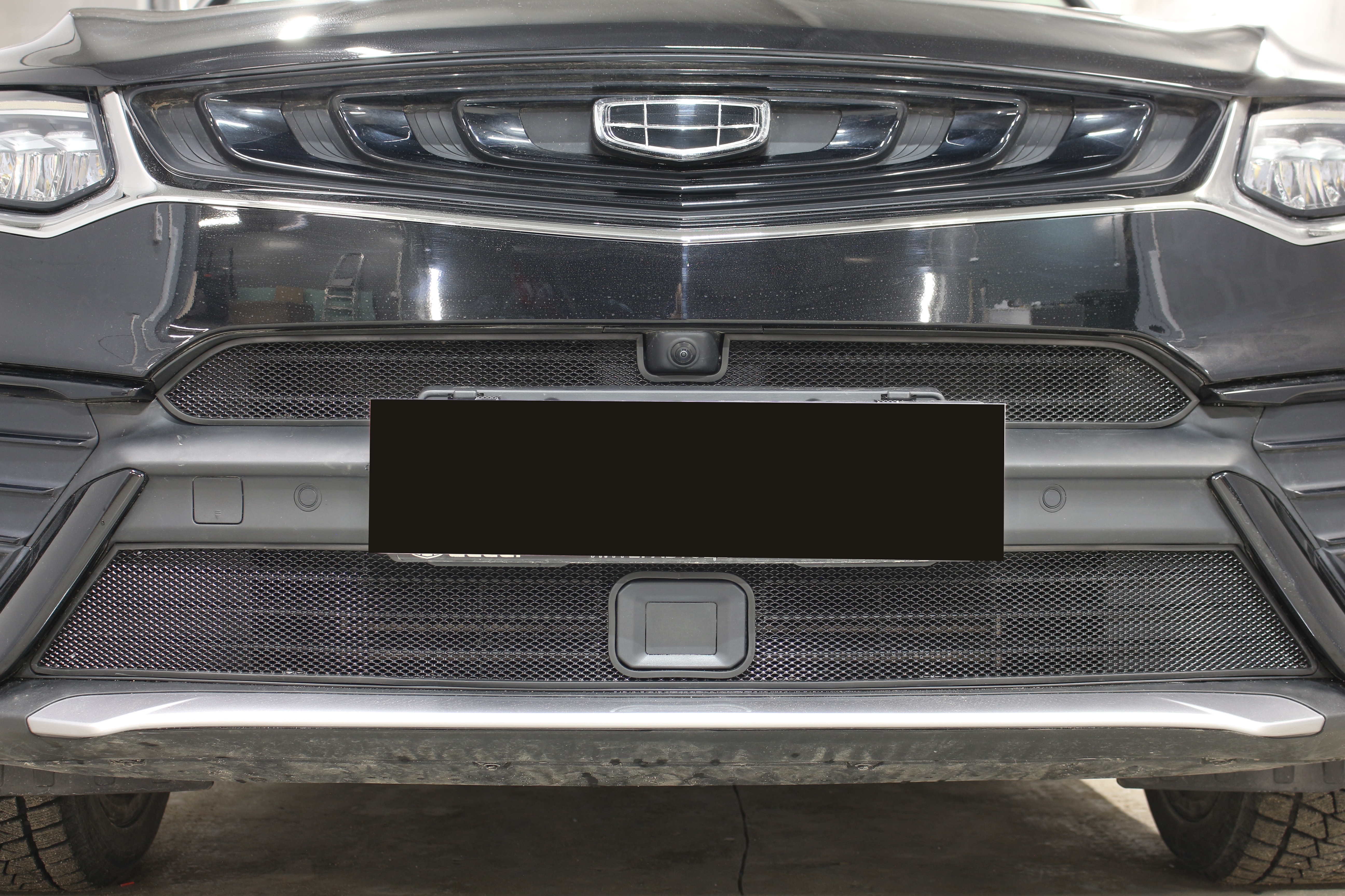 Защитная сетка радиатора верх, с камерой для Geely Tugella I