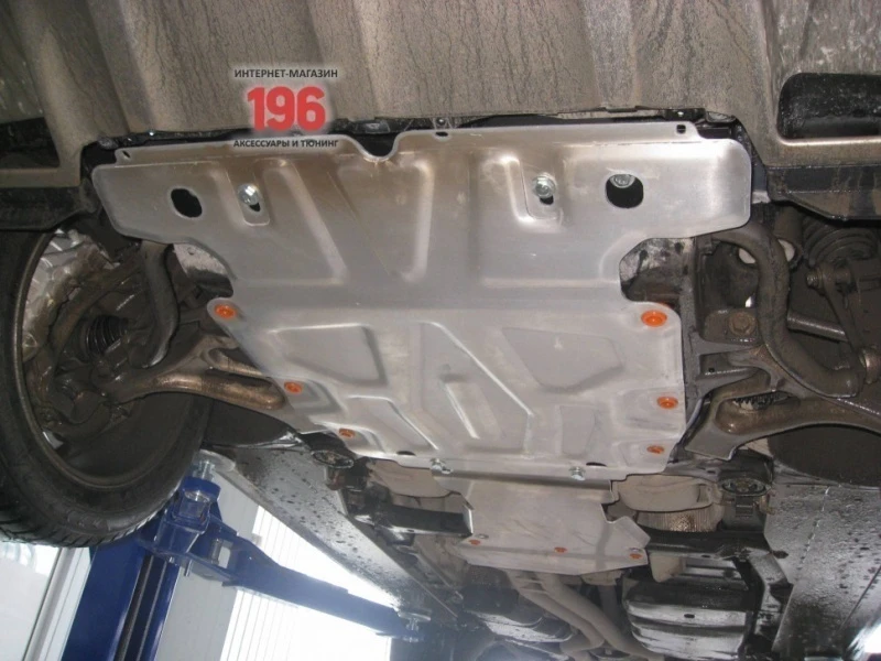 Защита картера для Volkswagen Touareg II  Alfeco ALF5001AL