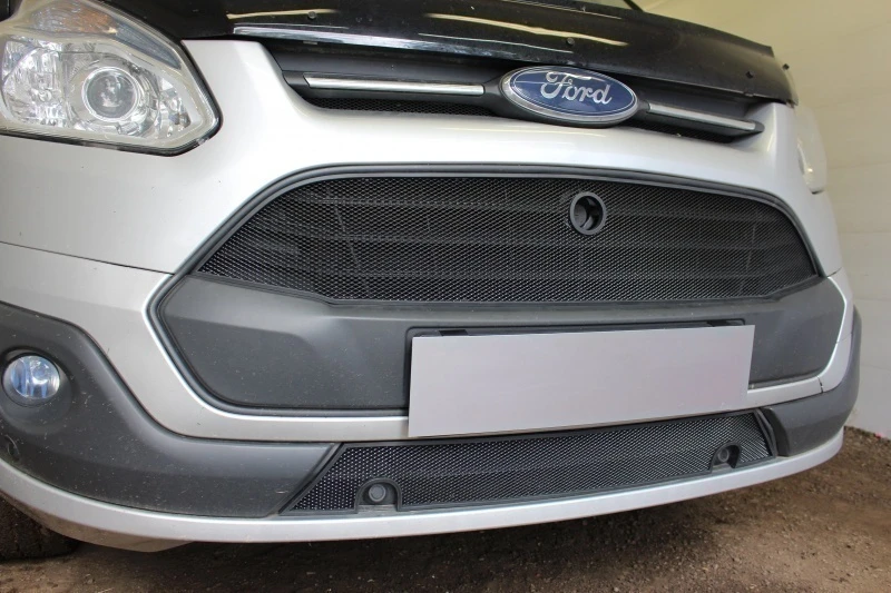 Защитная сетка радиатора низ, с парктроником для Ford Tourneo Custom I Хром Стрелка 11 FTC12.park.chrome