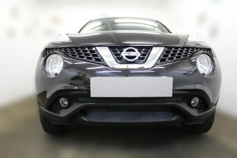 Комплект сеток black низ и центр для Nissan Juke I Рестайлинг Черный Стрелка 11 NJUK14.black-NJUK14.mid.black